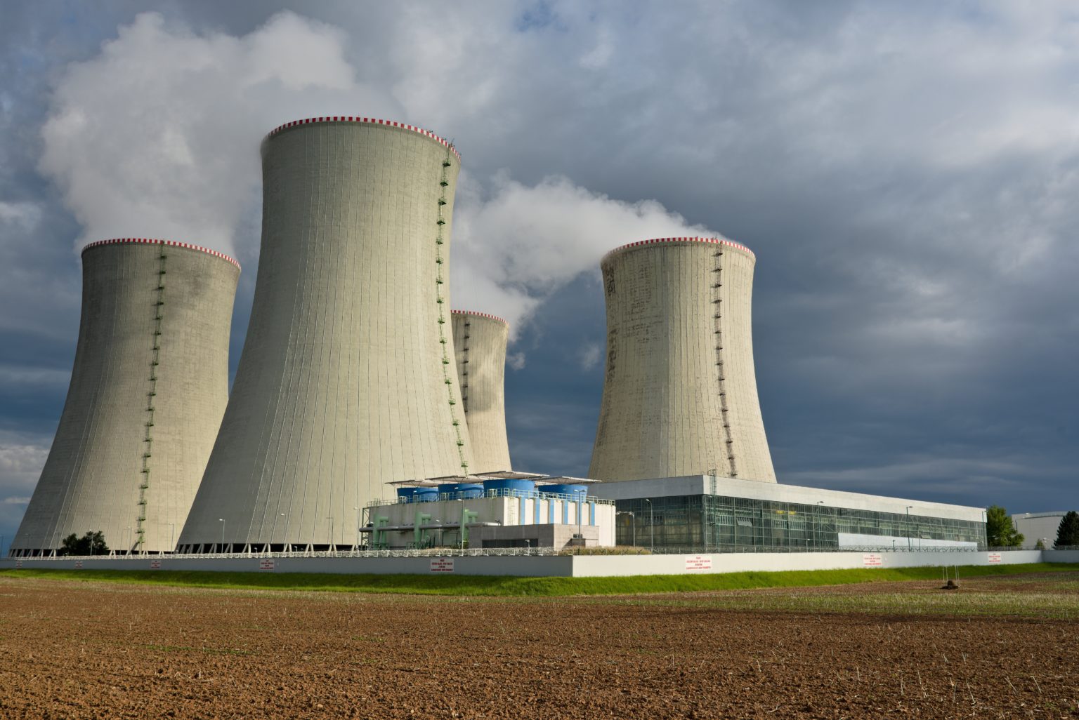 Energia nuclear é renovável? - Engenharia é: