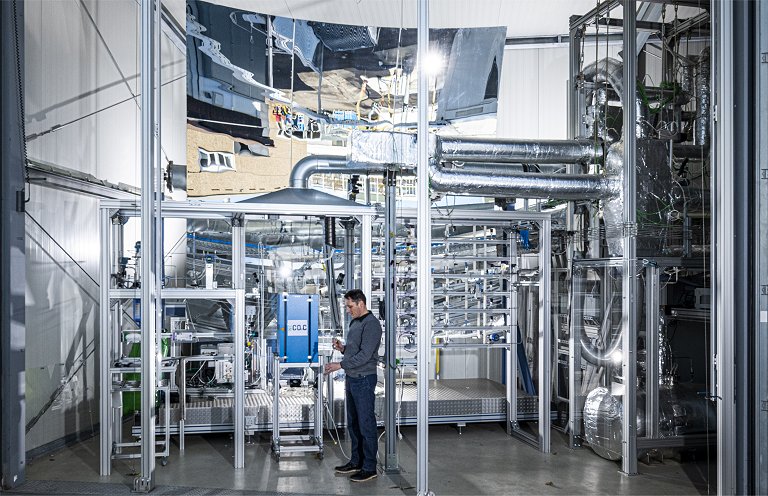 Neue Versuchsanlage in Deutschland produziert Kohlenstoff aus Luft