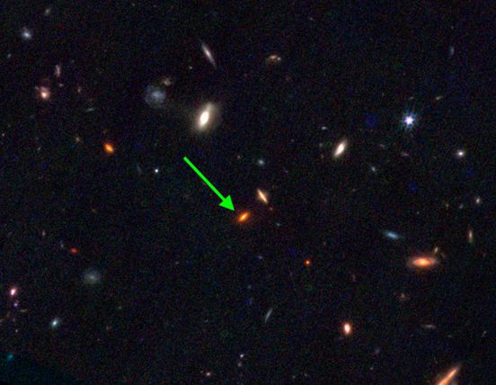 Imagem mostra galáxia para um artigo sobre uma galáxia evoluída demais que intriga a ciência