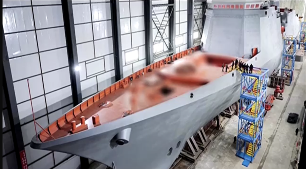 Líder norte-coreano visita estaleiros para inspecionar projetos de submarinos nucleares • KRT